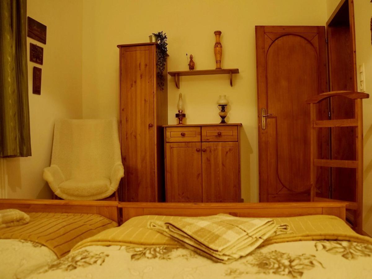 Apartment Fenyves Vendeghaz *